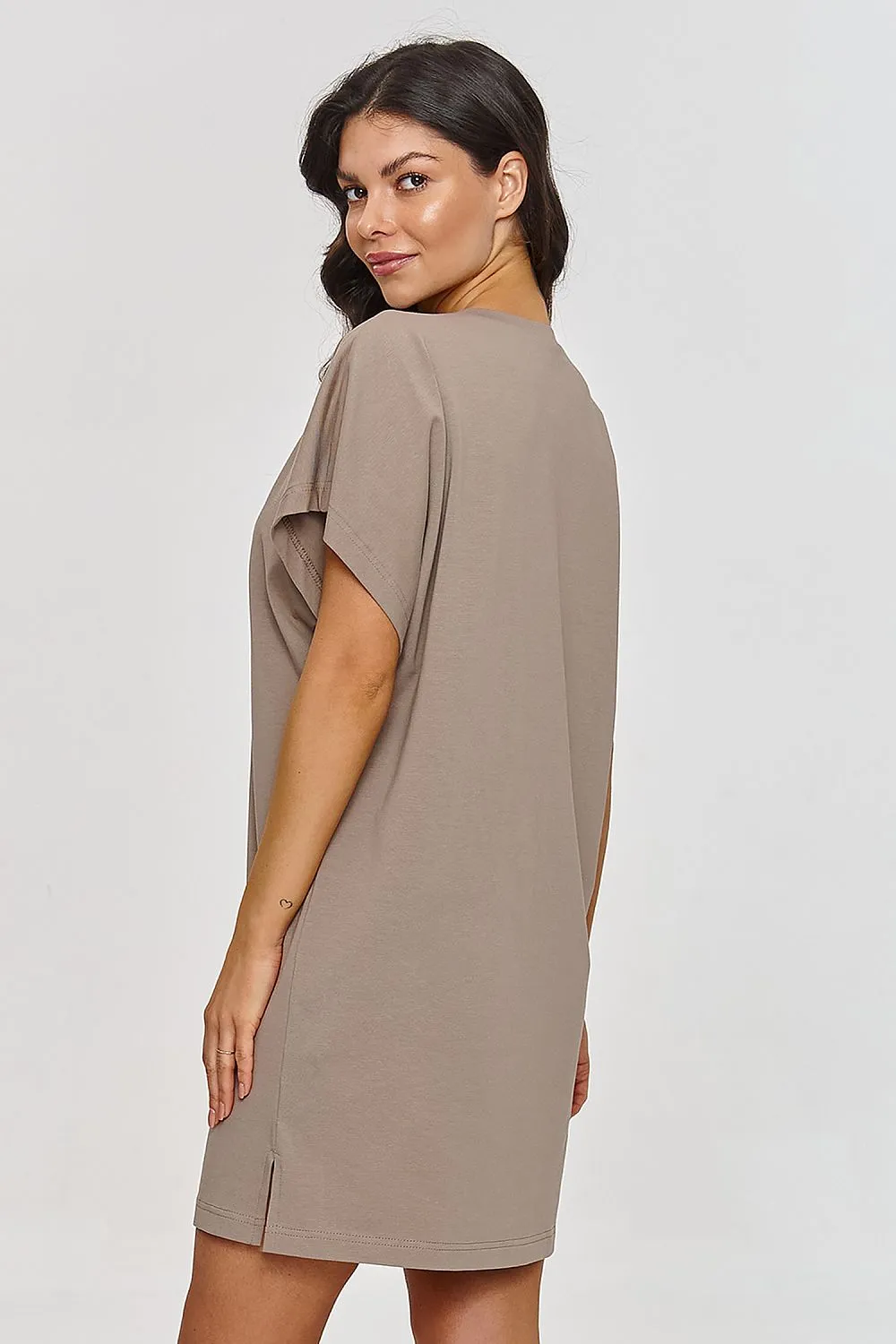 Lose cut short sleeves cotton dress